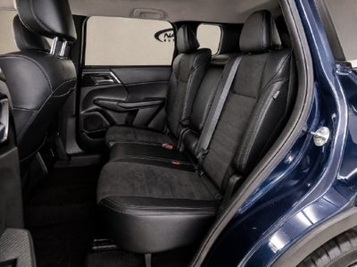 2024 Mitsubishi Outlander SE Black Edition