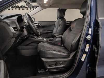 2024 Mitsubishi Outlander SE Black Edition