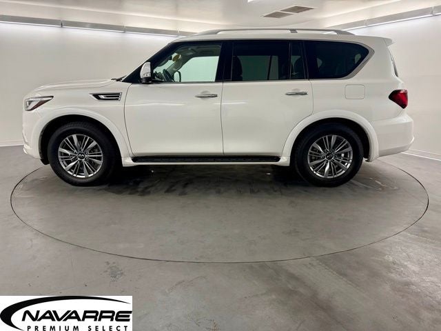 2022 INFINITI QX80 LUXE