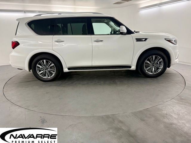 2022 INFINITI QX80 LUXE
