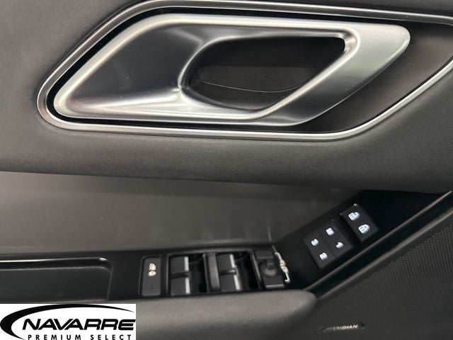 2025 Land Rover Range Rover Velar Dynamic SE