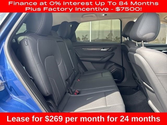 2025 VinFast VF 8 Eco