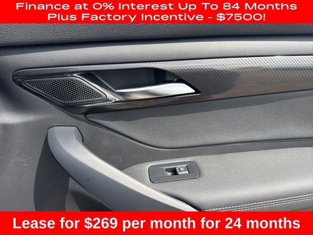 2025 VinFast VF 8 Eco