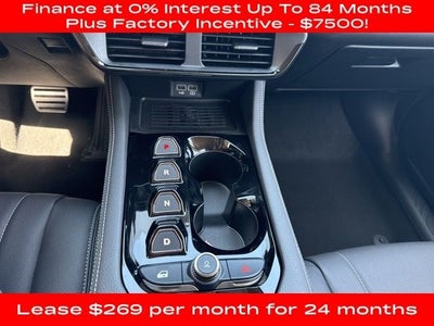 2025 VinFast VF 8 Eco