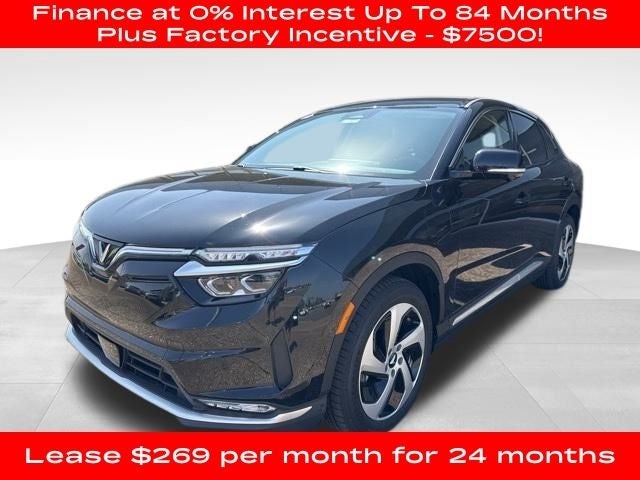 2025 VinFast VF 8 Eco