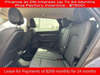 2025 VinFast VF 8 Eco