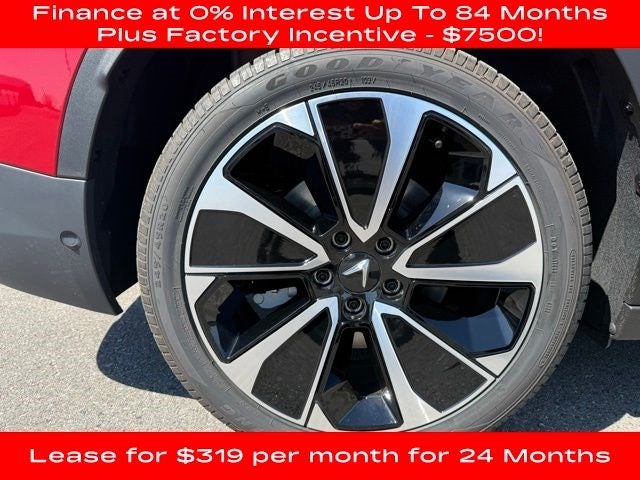 2025 VinFast VF 8 Plus