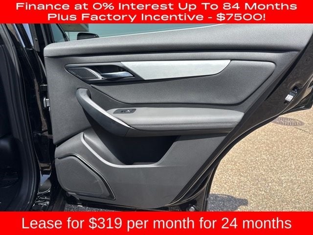 2025 VinFast VF 8 Plus