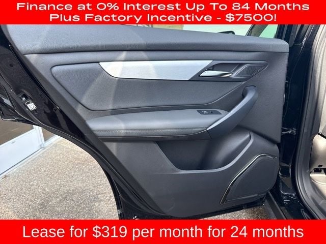 2025 VinFast VF 8 Plus