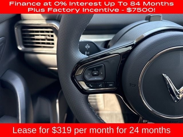 2025 VinFast VF 8 Plus