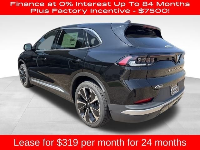 2025 VinFast VF 8 Plus