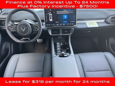 2025 VinFast VF 8 Plus