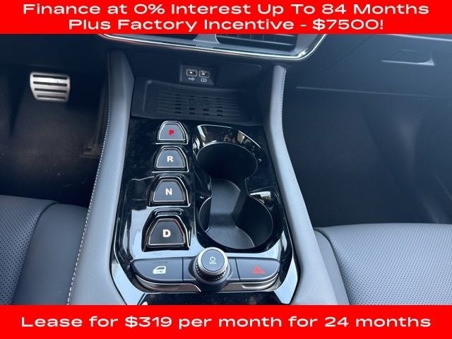 2025 VinFast VF 8 Plus