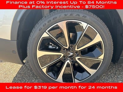 2025 VinFast VF 8 Plus