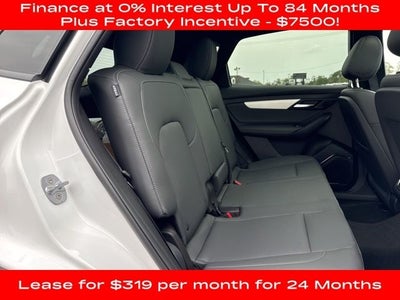 2025 VinFast VF 8 Plus