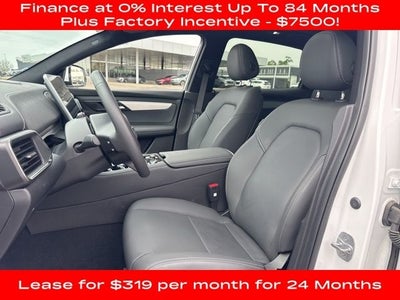 2025 VinFast VF 8 Plus