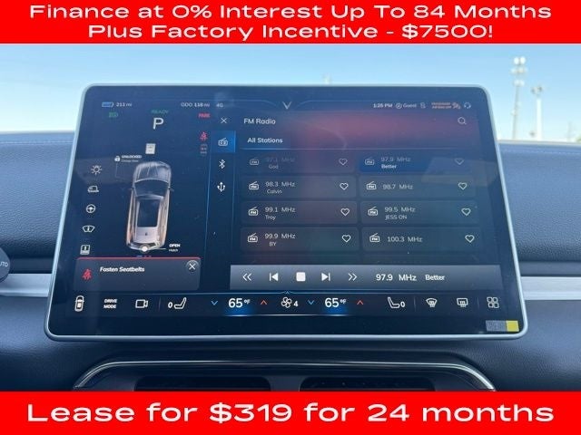 2025 VinFast VF 8 Plus