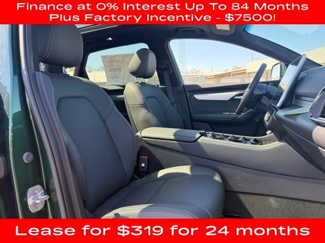 2025 VinFast VF 8 Plus