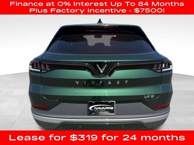 2025 VinFast VF 8 Plus