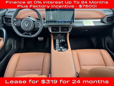 2025 VinFast VF 8 Plus