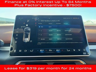 2025 VinFast VF 8 Plus